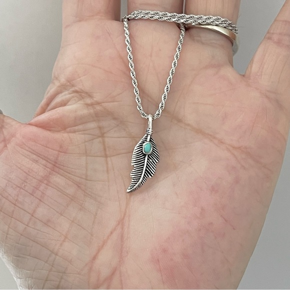 Sterling Silver Small Feather Necklace, Silver Chain, Bird Necklaces, Angle Wing - Picture 4 of 10